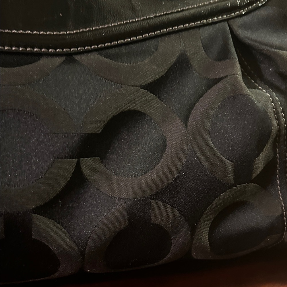 Coach Black Signature Shoulder Bag - Picture 7 of 11